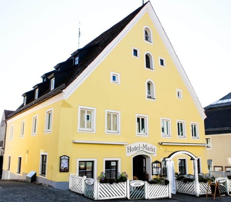 Hotel Am Markt Грединг Экстерьер фото