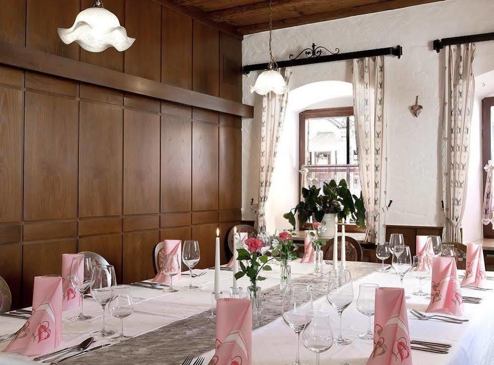 Hotel Am Markt Грединг Экстерьер фото